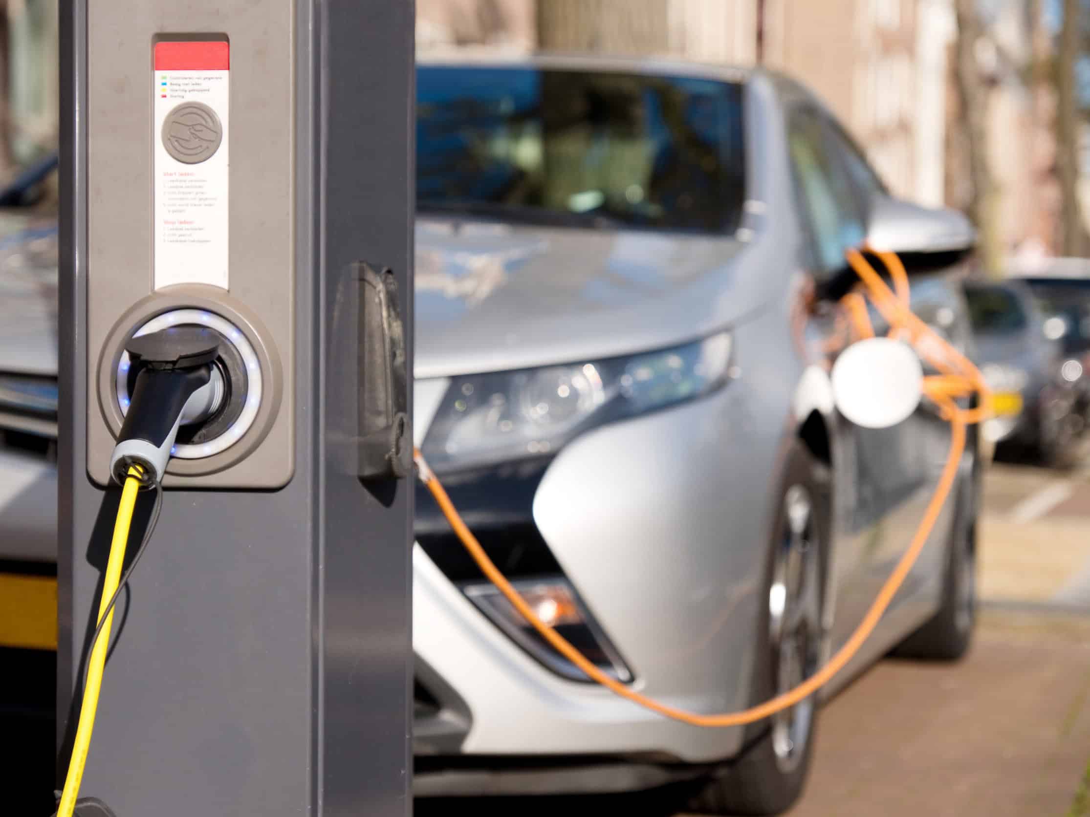 Electric Vehicles and Auto Insurance